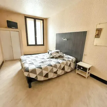 Accueillant A - 35 M², Terrasse Agreable Néris-les-Bains