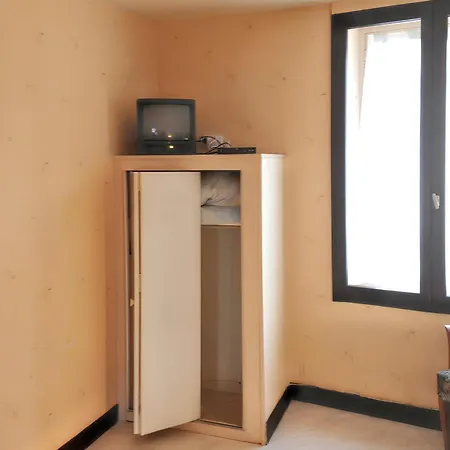 Accueillant A - 35 M², Terrasse Agreable * Néris-les-Bains